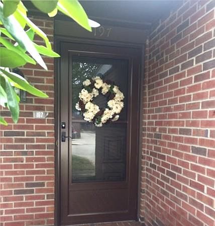1st image of 197 Greenbrook Dr