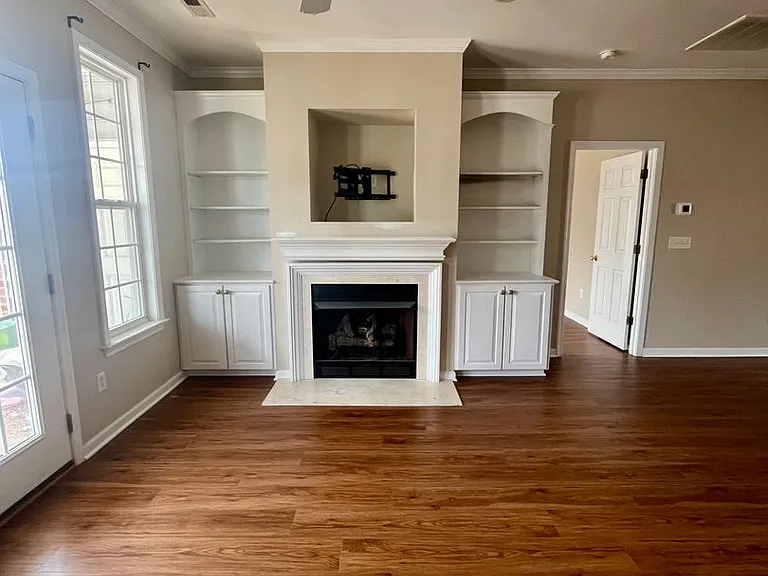2442 Bargamin Orchard Ln — Photo 3