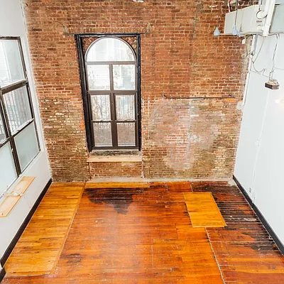 Rented by Nooklyn NYC LLC | media 46