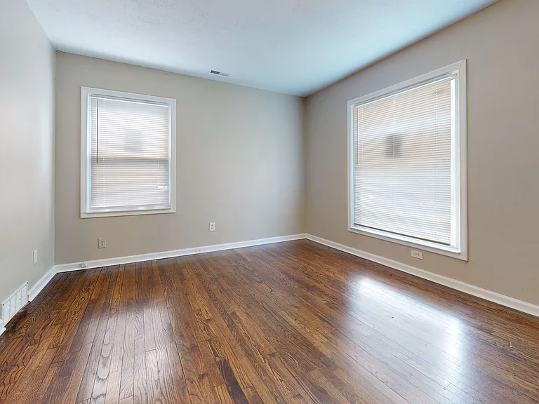 11076 Hudson Ave — Photo 8