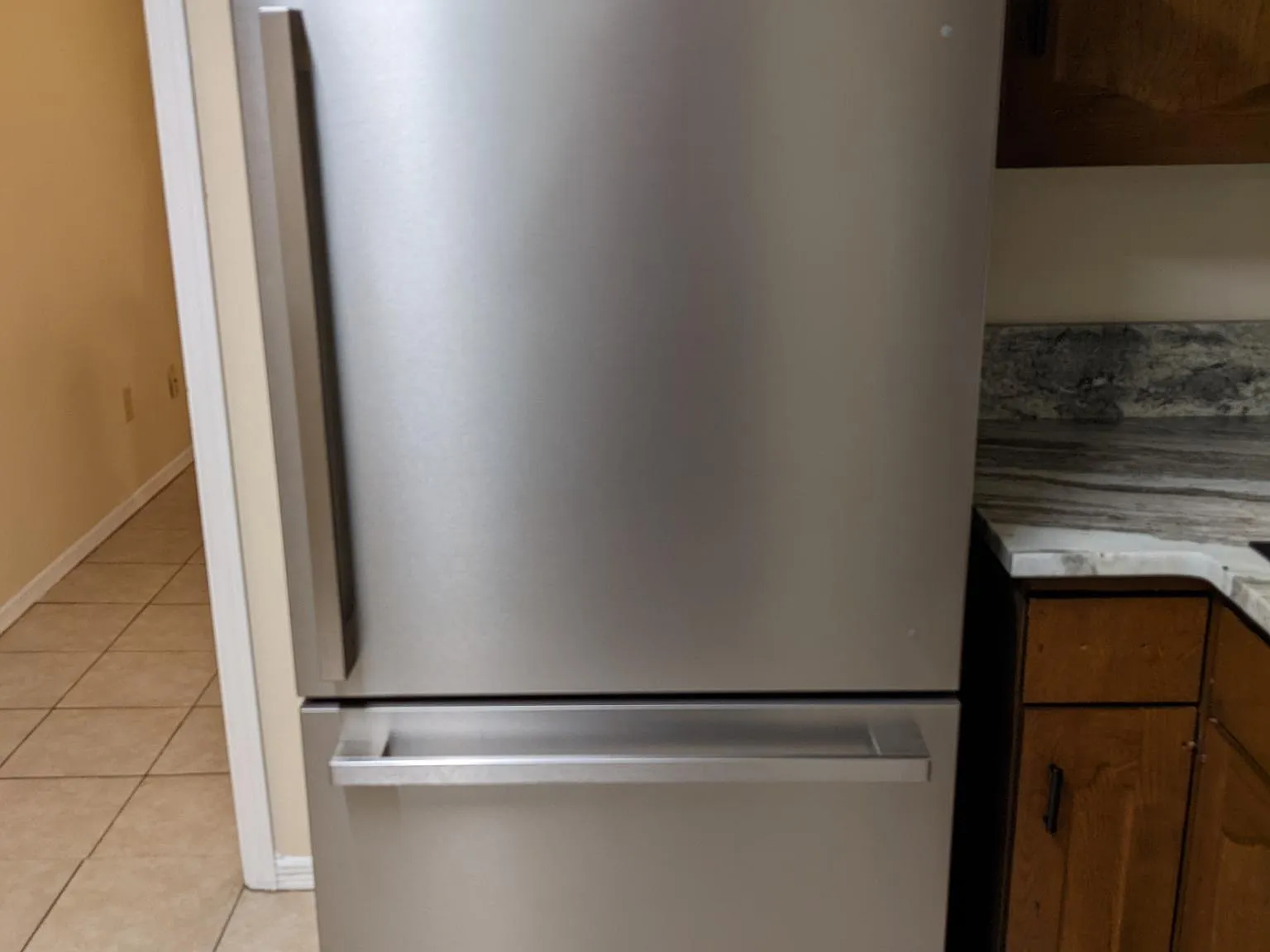 2 bed, 1008 sqft, $800 — Photo 2