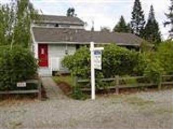 2nd image of 524 N 143rd St