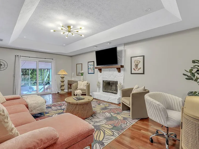 1131 Cobb Rd — Photo 5