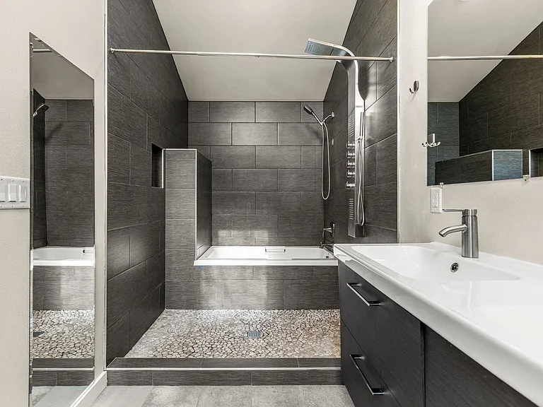 5125 NE Mason Ct — Photo 16