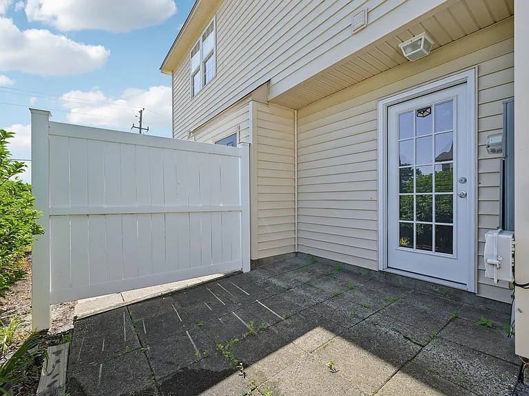278 S Raleigh St — Photo 31