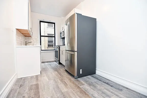 Rented by Bohemia Realty Group | media 10