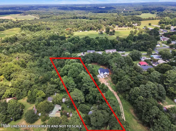 568 N Orange St #5, Coats, NC 27521