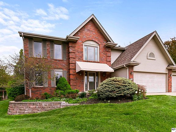 2nd image of 909 S 159th Ave