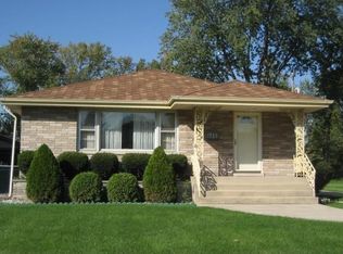725 River Dr, Munster, IN 46321
