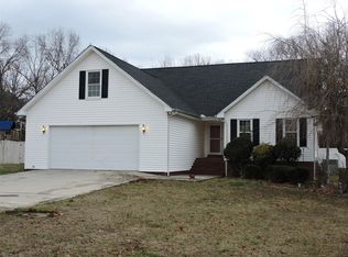 135 Jennings Cir, Tullahoma, TN 37388