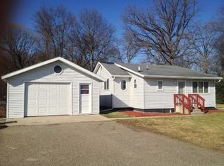25078 150th St, Paynesville, MN 56362