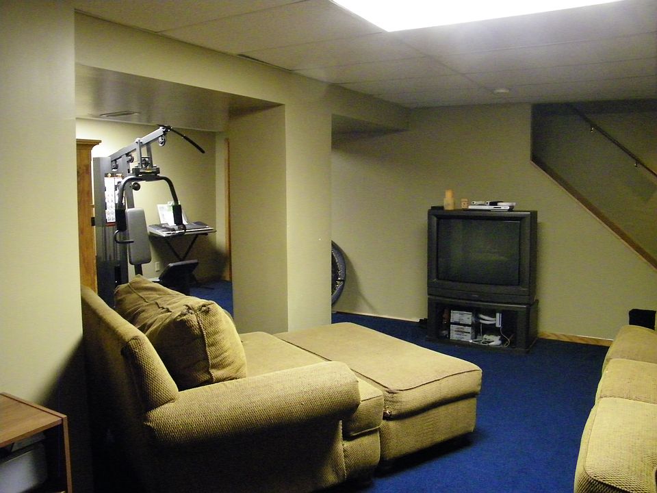 1st image of 5631 Rainfield Cir NE