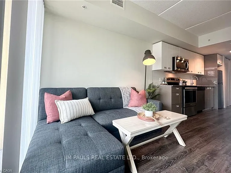 257 Hemlock St #301 — Photo 9