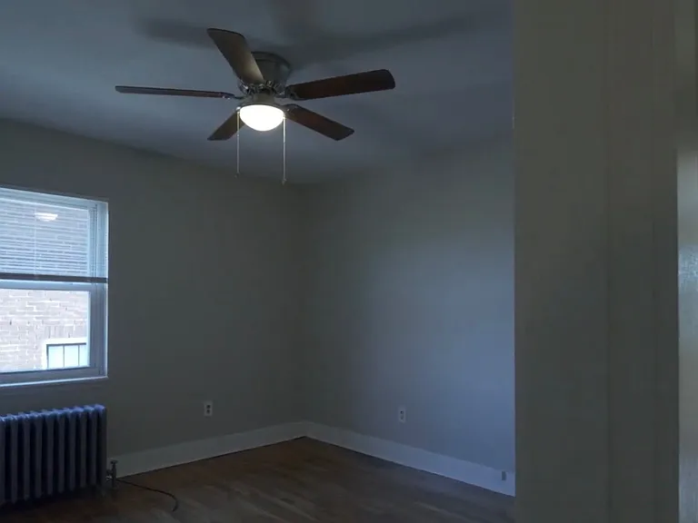 373 S Pacific Ave — Photo 9