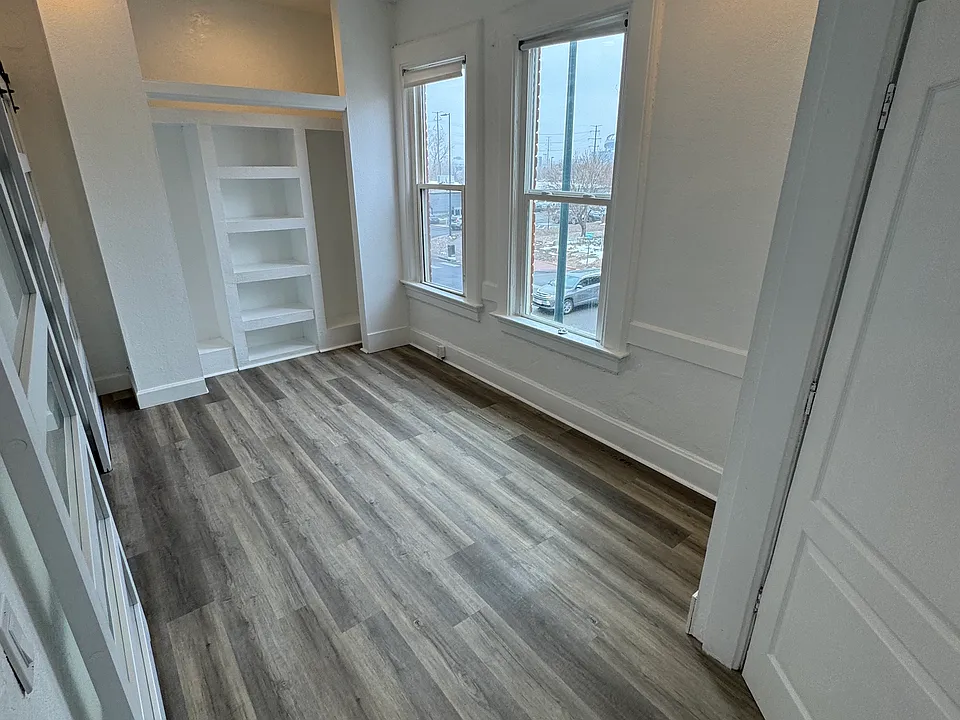 Living/Flex Room