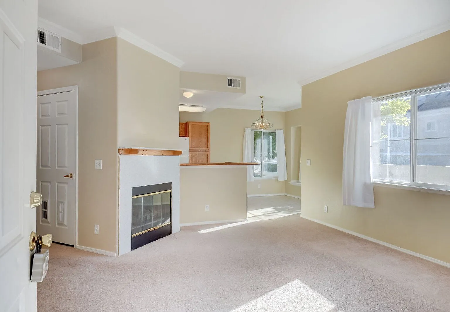 2 bed, 2.0 bath, 1084 sqft, $1,485 — Photo 4