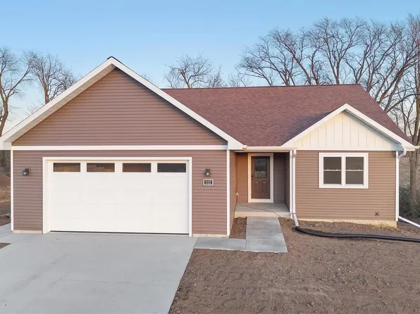 312 Roosevelt Street, Baraboo, WI 53913