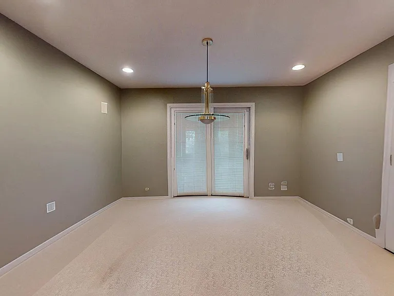 5803 Hall St — Photo 7