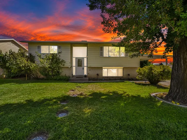 1439 W 2600 N, Clinton, UT 84015