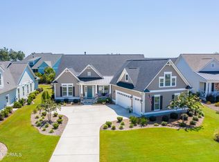 53 Anchors Away Rd, Hampstead, NC 28443
