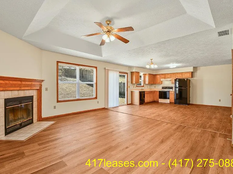 3318 S Valley View Dr — Photo 7