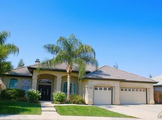 4406 Crystal Lake Dr, Bakersfield, CA 93313