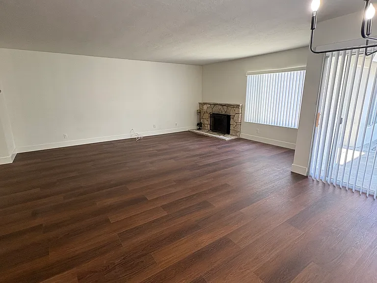 21113 Donora Ave #A — Photo 5