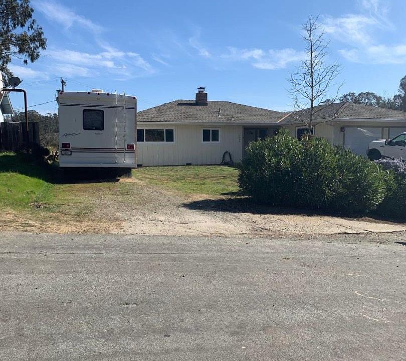 2nd image of 15820 Sage Ct