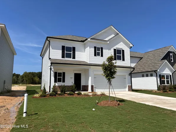 418 Barter Drive, Vass, NC 28394
