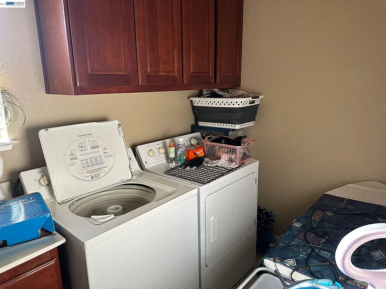 1013 Ridgeview Dr — Photo 10