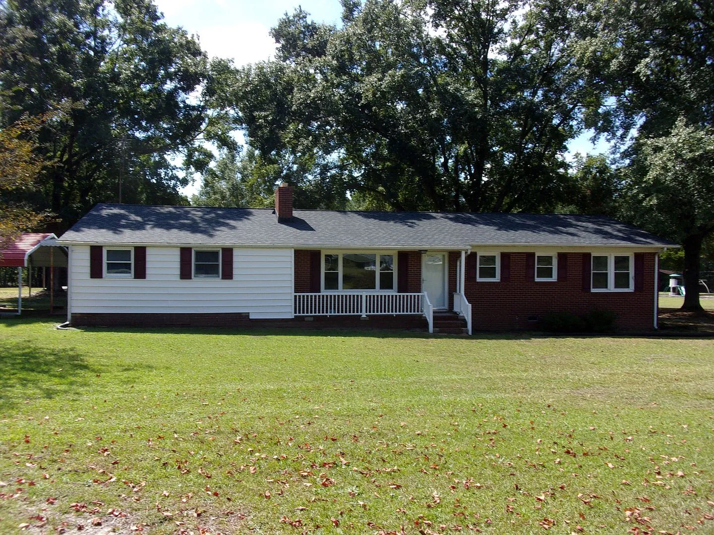 Large Brick Ranch in West Chester - 4 Bedrooms 2 Baths — Photo 2