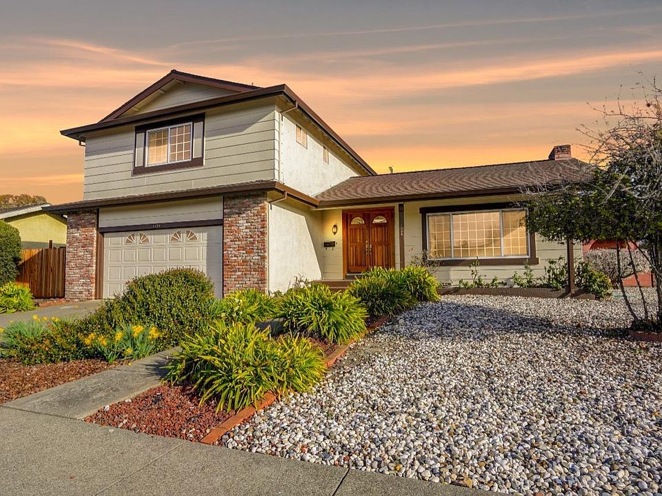 1104 Gumwood Ln, Petaluma, CA 94954 Zillow