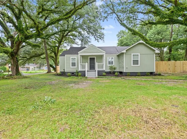 2714 S Collins St, Mobile, AL 36606