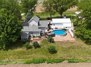 24671 Willard Rd, Waverly, MO 64096