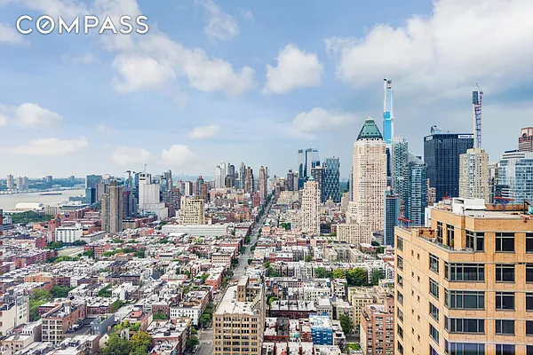 Rented by Compass | media 32