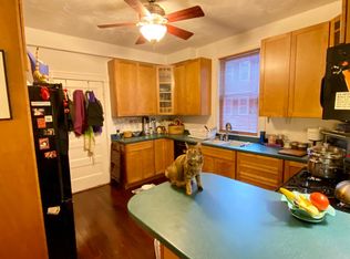 26 Willow St #1, Cambridge, MA 02141