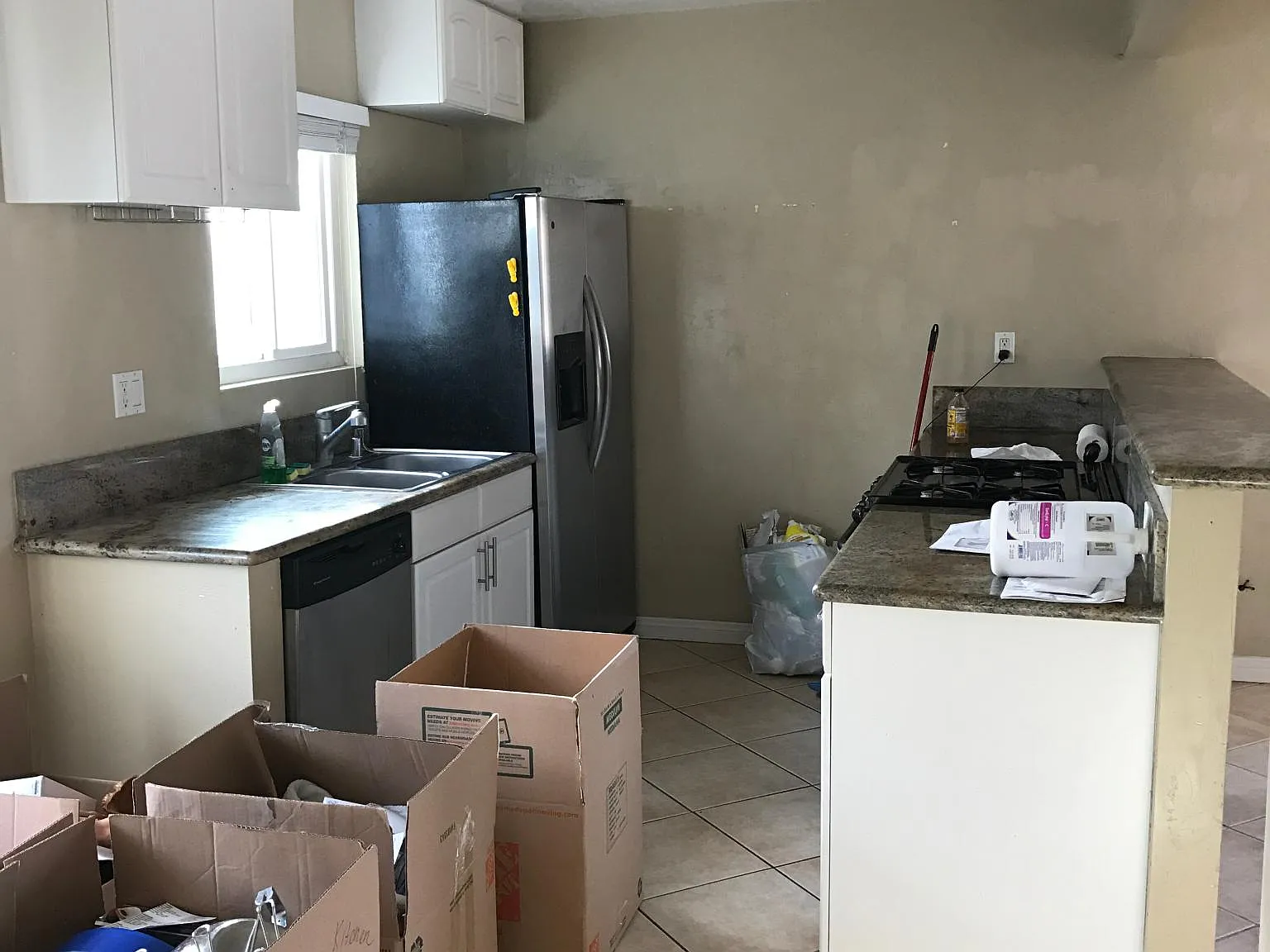 163 Date Ave — Photo 4