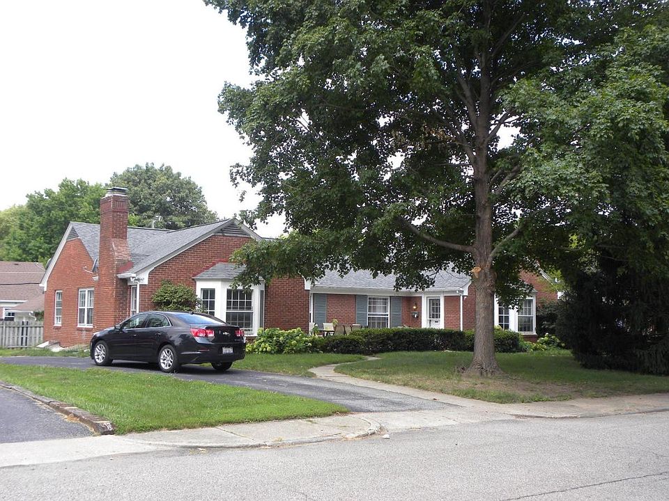 Street View of 6020 Broadway