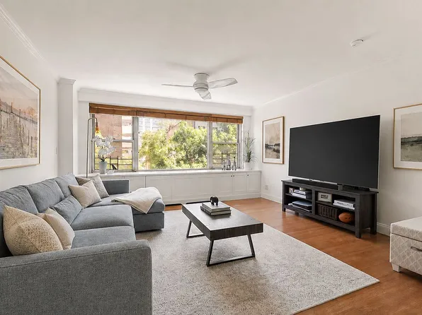 400 E 85th St APT 4L, New York, NY 10028