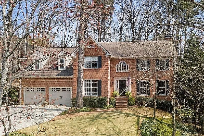 1st image of 325 Watercress Dr