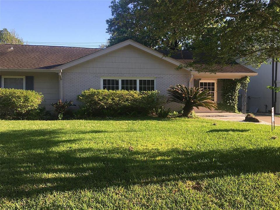 1st image of 3119 Blue Bonnet Blvd