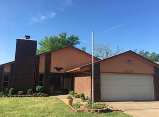 1713 Denim Ln, Enid, OK 73703