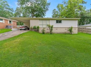9 Westwood Ln, Little Rock, AR 72204