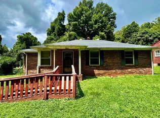 46 Dudley Dr, Martinsville, VA 24112