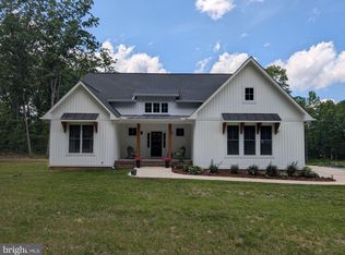 1685 Chopping Rd, Mineral, VA 23117