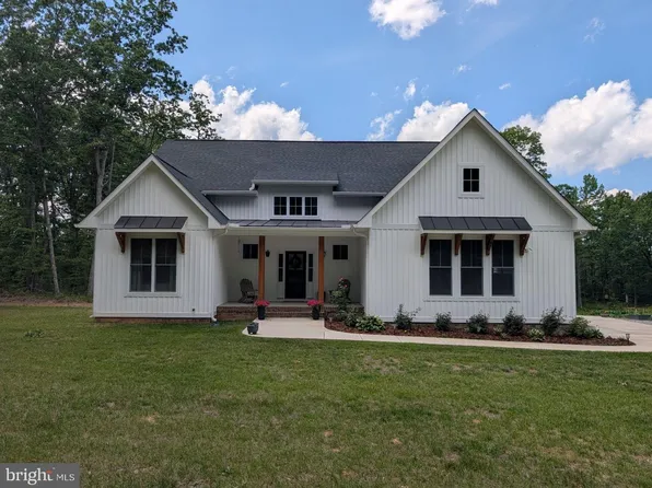 1685 Chopping Rd, Mineral, VA 23117