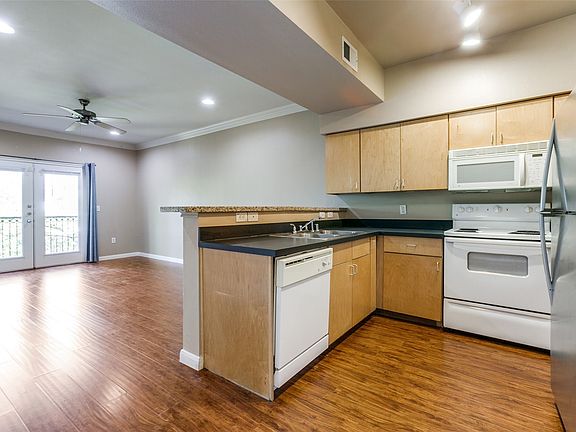 3rd image of 3102 Kings Rd APT 2207