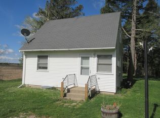 10605 Charles Rd, Woodstock, IL 60098