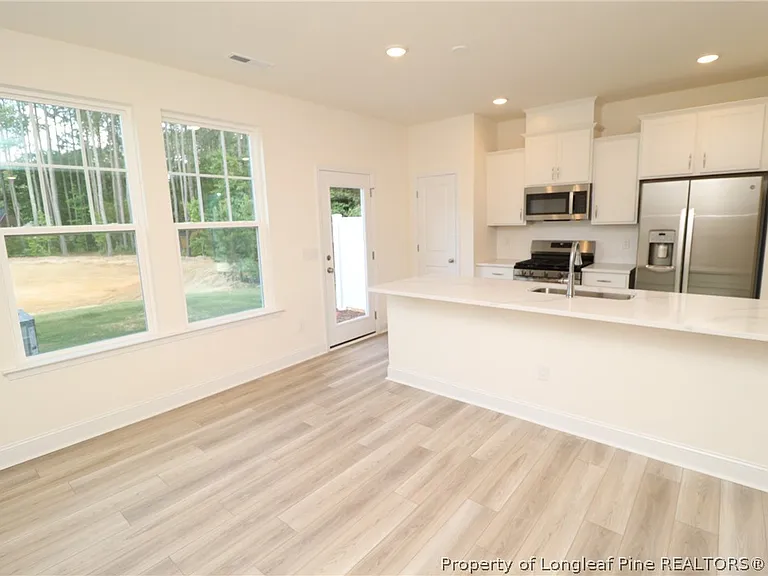 961 Kensley Grove Ln — Photo 17