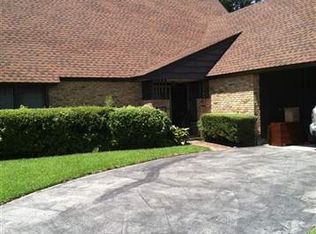 3131 Bryan Ave, Groves, TX 77619